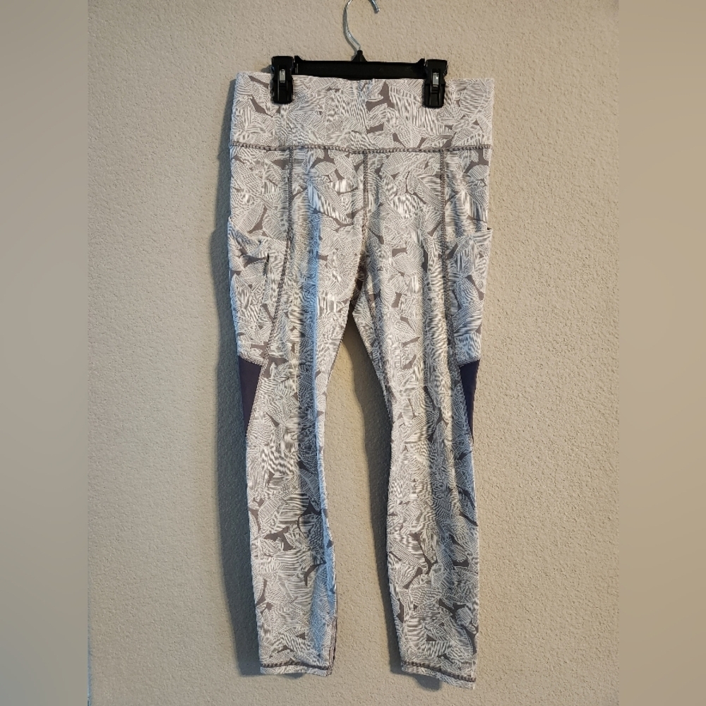 Athleta Palm All In 7/8 Tights Leggings size medium